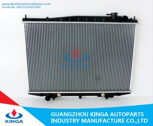 NISSAN RADIATOR VOOR BD22 / TD27 AT