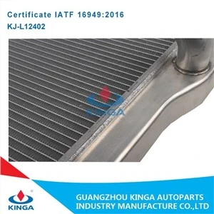 Geheel nieuwe aluminium radiator voor HIACE 2.5/3.0 2008 OEM 16400-30160 MT
